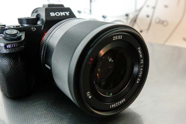 sony zeiss plannar t 50mm f 1.4 za fe lens