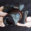 Video: How Sony a7R II is Made